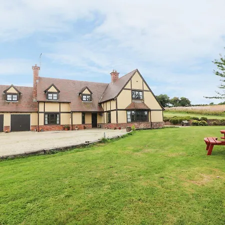 Derrywater House Holiday home